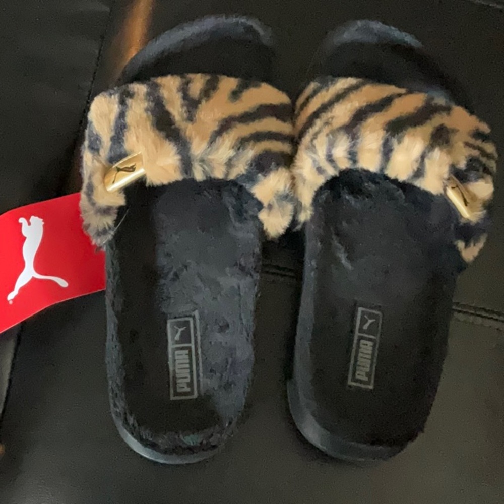 Puma’s Ledcat safari fluff slides
